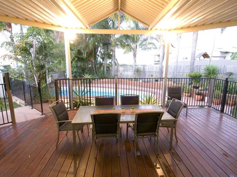 4 Caledon Street, Tannum Sands QLD 4680