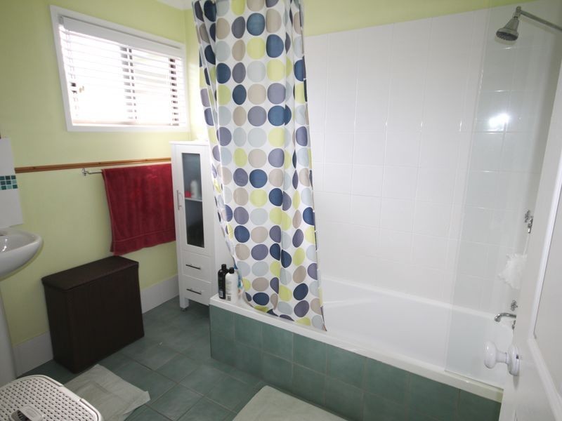 13 Alexander Street, Boyne Island QLD 4680
