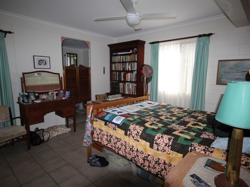 13 Alexander Street, Boyne Island QLD 4680