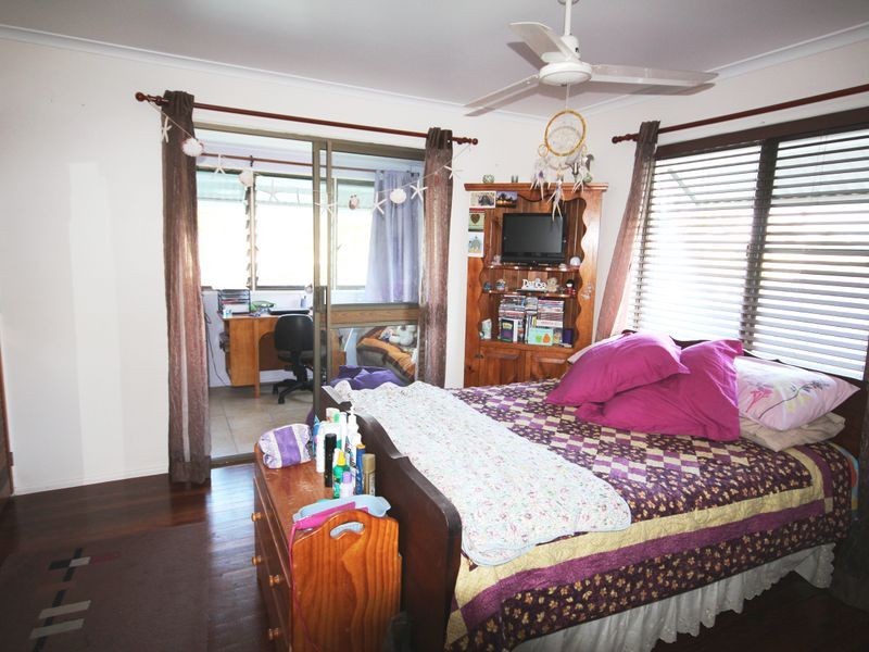 13 Alexander Street, Boyne Island QLD 4680
