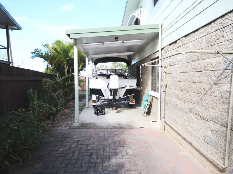13 Alexander Street, Boyne Island QLD 4680