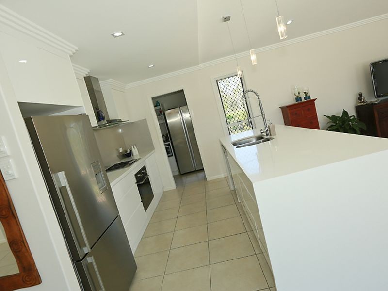 8A Golf View Drive, Boyne Island QLD 4680
