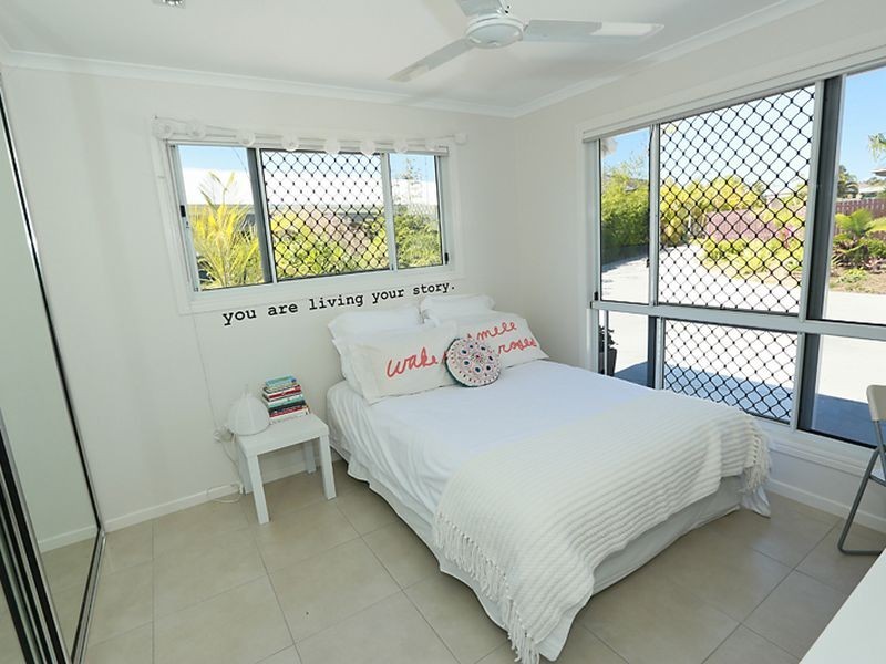 8A Golf View Drive, Boyne Island QLD 4680