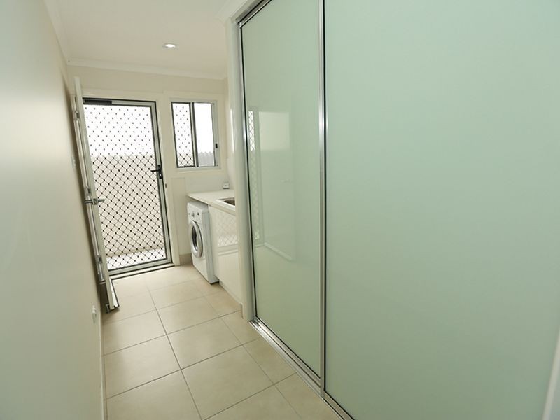 8A Golf View Drive, Boyne Island QLD 4680