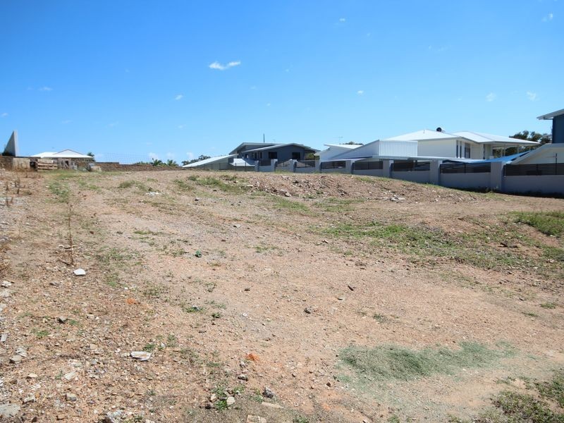 4 Stoney Court, Tannum Sands QLD 4680