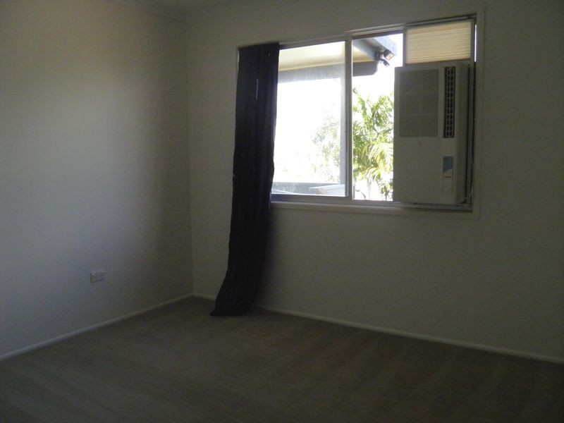 10 Sayre Crescent, Boyne Island QLD 4680