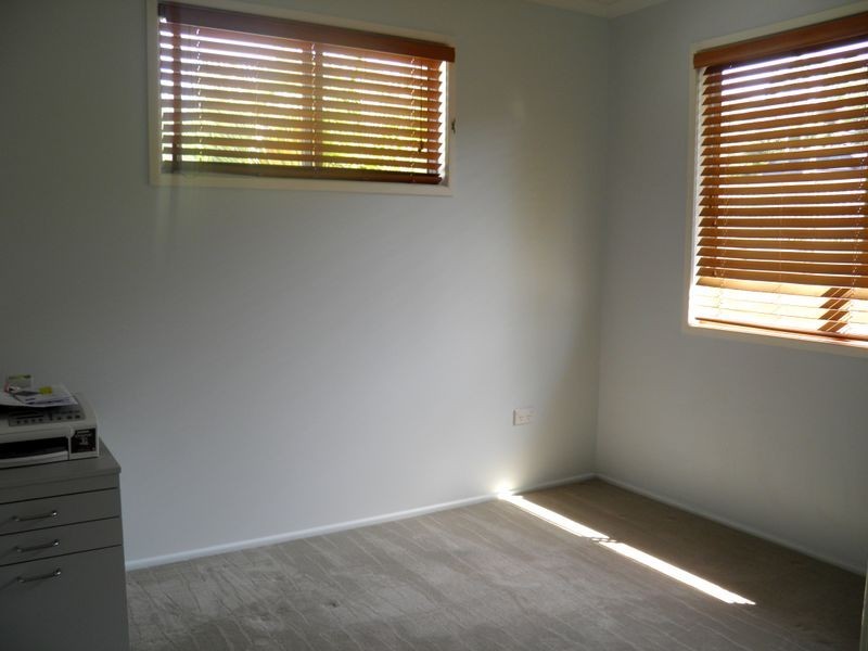 10 Sayre Crescent, Boyne Island QLD 4680