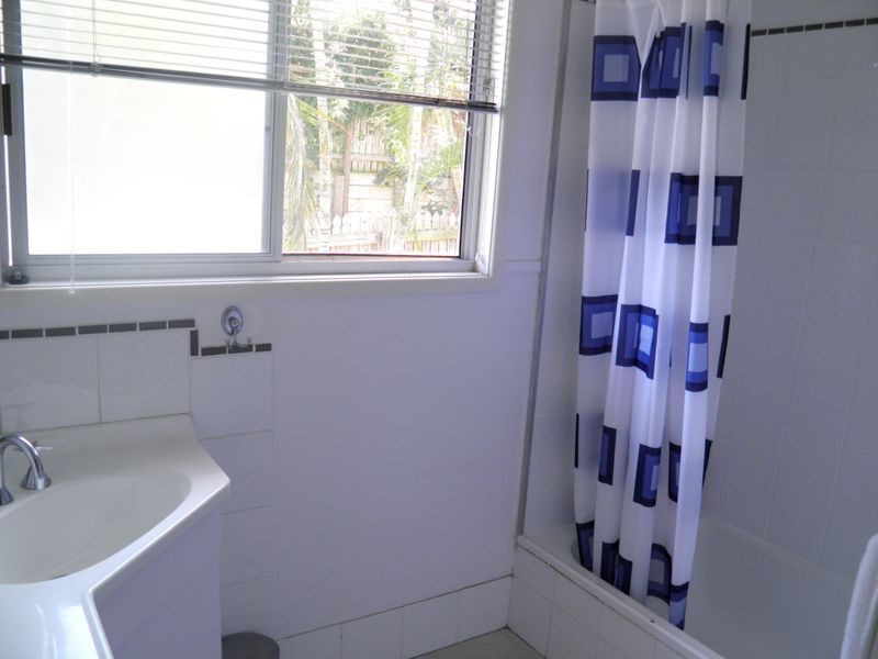 10 Sayre Crescent, Boyne Island QLD 4680