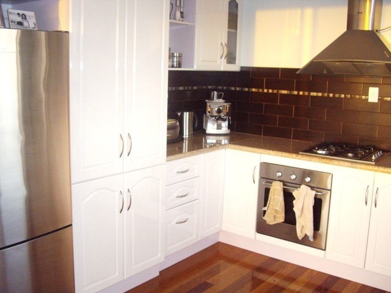 8 Amaroo Street, Boyne Island QLD 4680