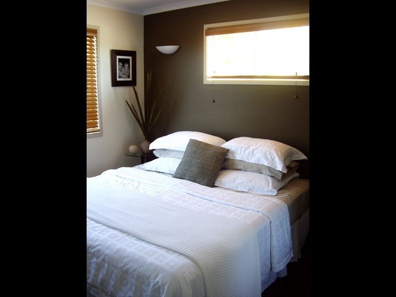 8 Amaroo Street, Boyne Island QLD 4680