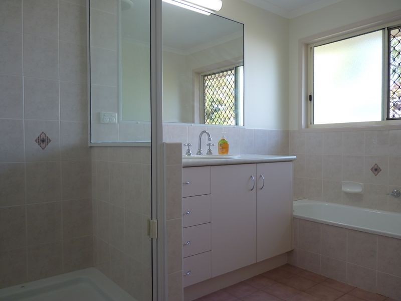 5 Werite Court, Boyne Island QLD 4680