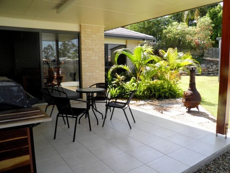 6 Stella Street, Boyne Island QLD 4680