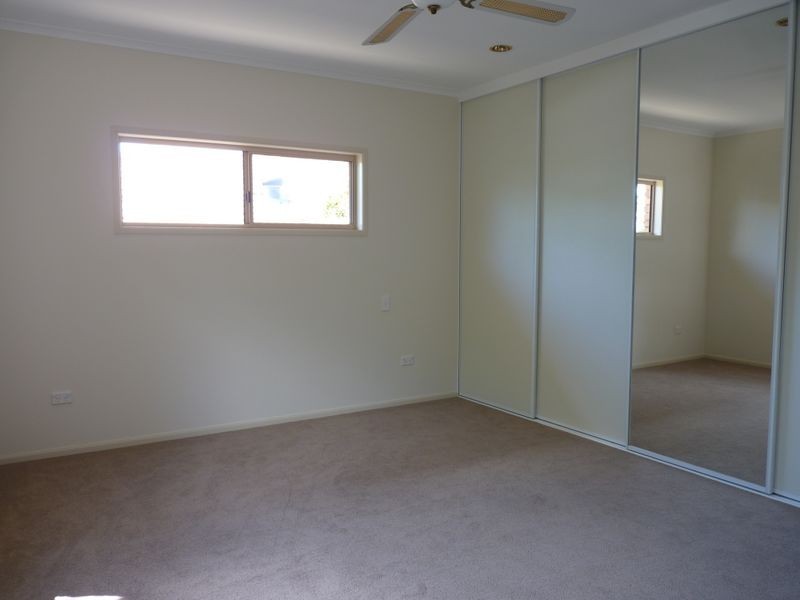10 Currawong Court, Boyne Island QLD 4680