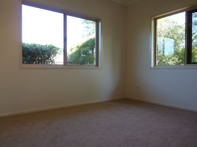 10 Currawong Court, Boyne Island QLD 4680