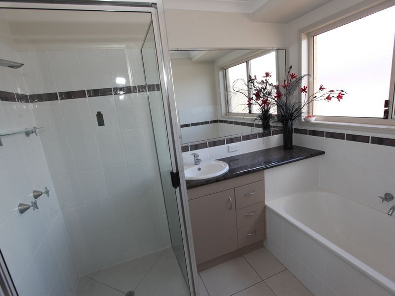 50 Bauhinia Street, Boyne Island QLD 4680