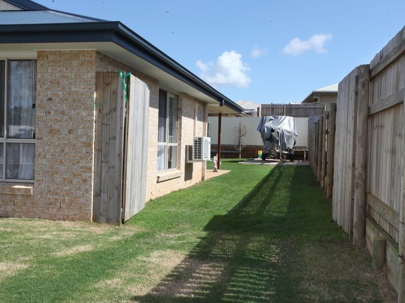 50 Bauhinia Street, Boyne Island QLD 4680