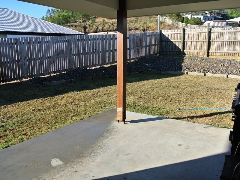 14 Jeana Close, Boyne Island QLD 4680