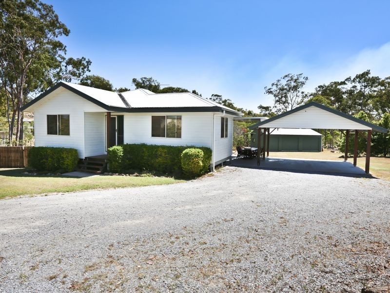 6 Yacht Road, Tannum Sands QLD 4680