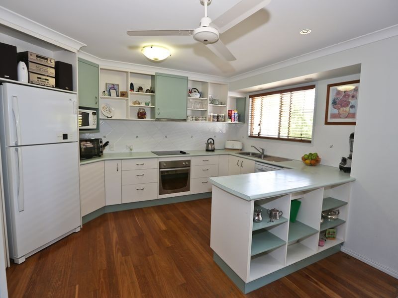 6 Yacht Road, Tannum Sands QLD 4680