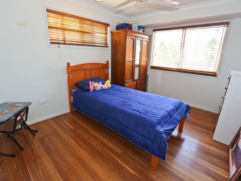 6 Yacht Road, Tannum Sands QLD 4680