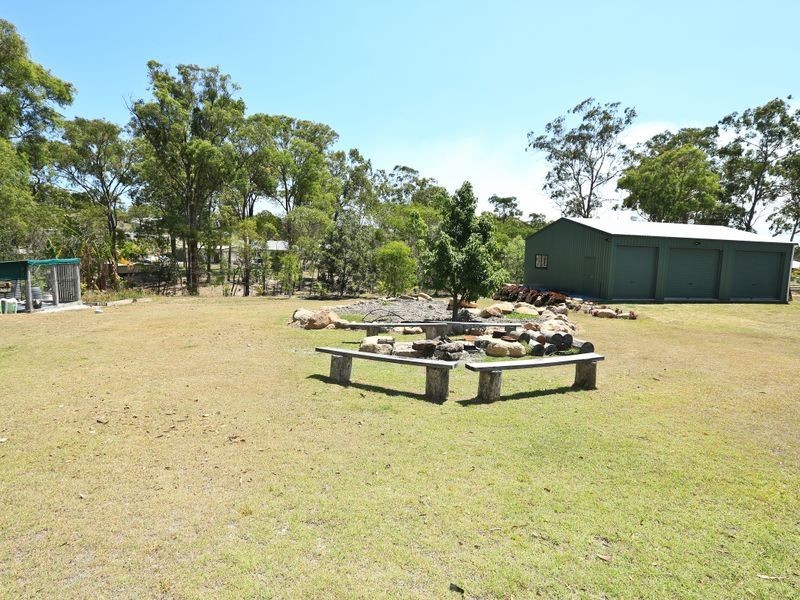 6 Yacht Road, Tannum Sands QLD 4680