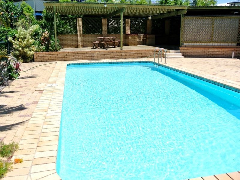 19 Wyndham Avenue, Boyne Island QLD 4680