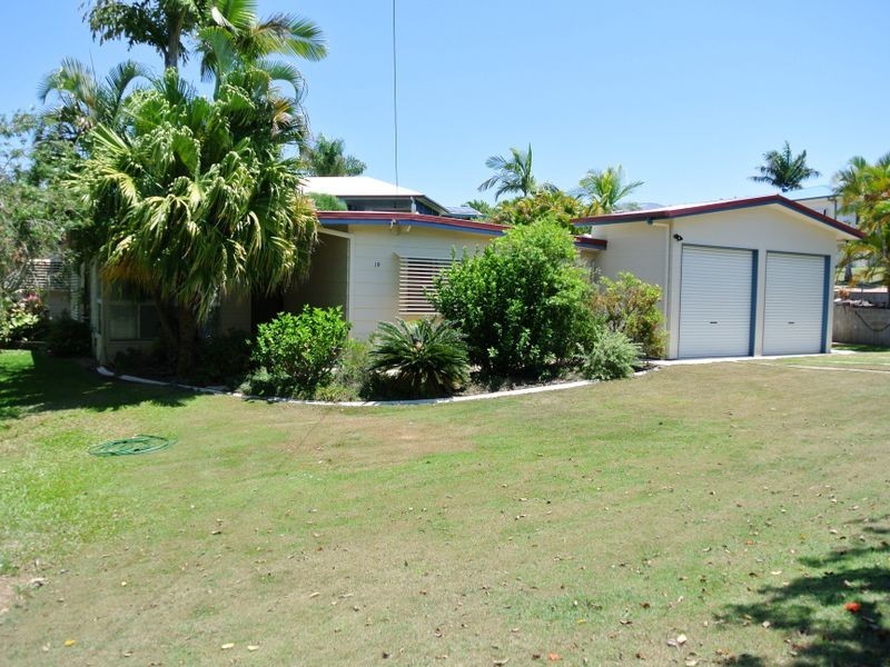 19 Wyndham Avenue, Boyne Island QLD 4680