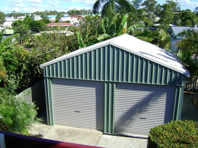 7 Crest Avenue, Boyne Island QLD 4680
