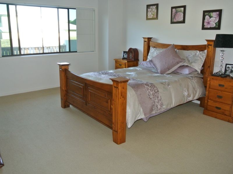 55 The Oaks Road, Tannum Sands QLD 4680