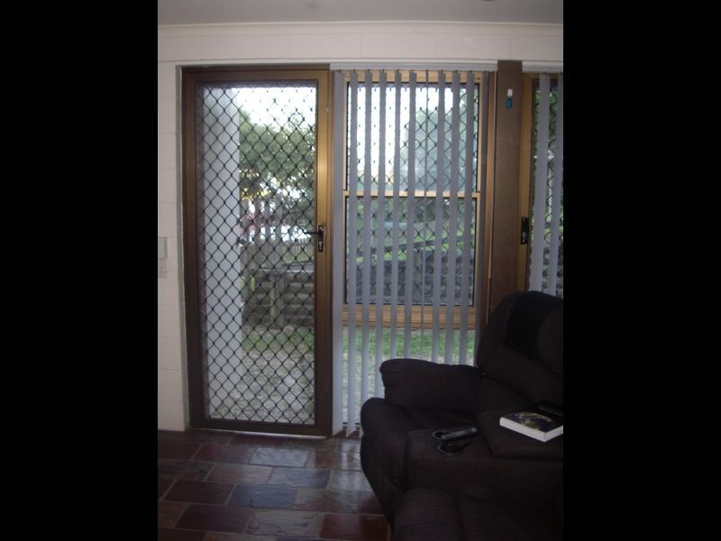 6/8 Oaka Lane, Barney Point QLD 4680