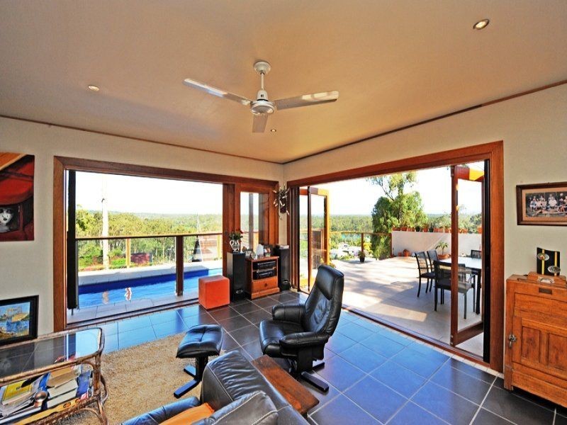 18 Sayre Crescent, Boyne Island QLD 4680