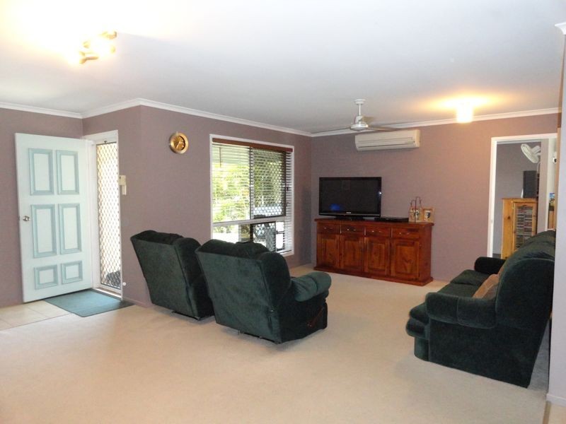 27 Beltana Drive, Boyne Island QLD 4680
