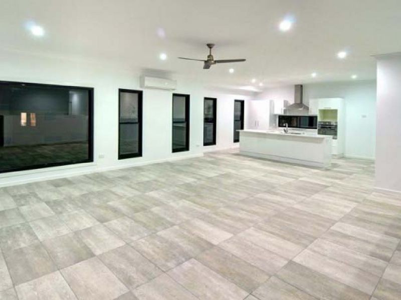 3 Jenny Lind Court, Boyne Island QLD 4680