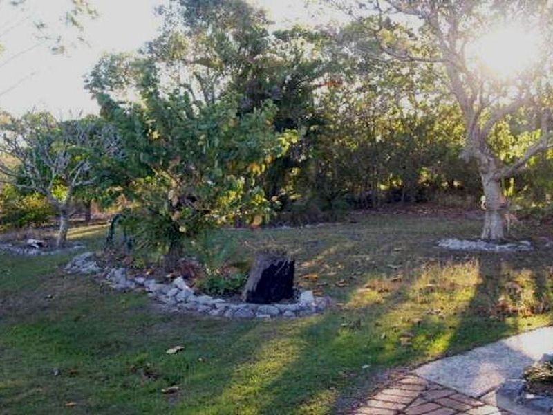 2 Mounter Street, Boyne Island QLD 4680