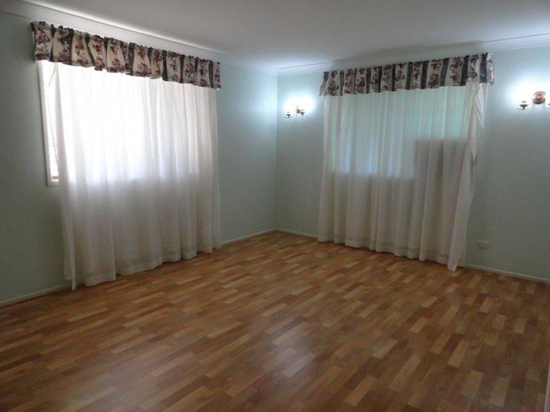 1 Bellemere Court, Boyne Island QLD 4680