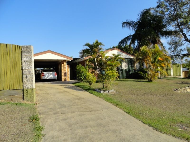 14 Edward Street, Boyne Island QLD 4680