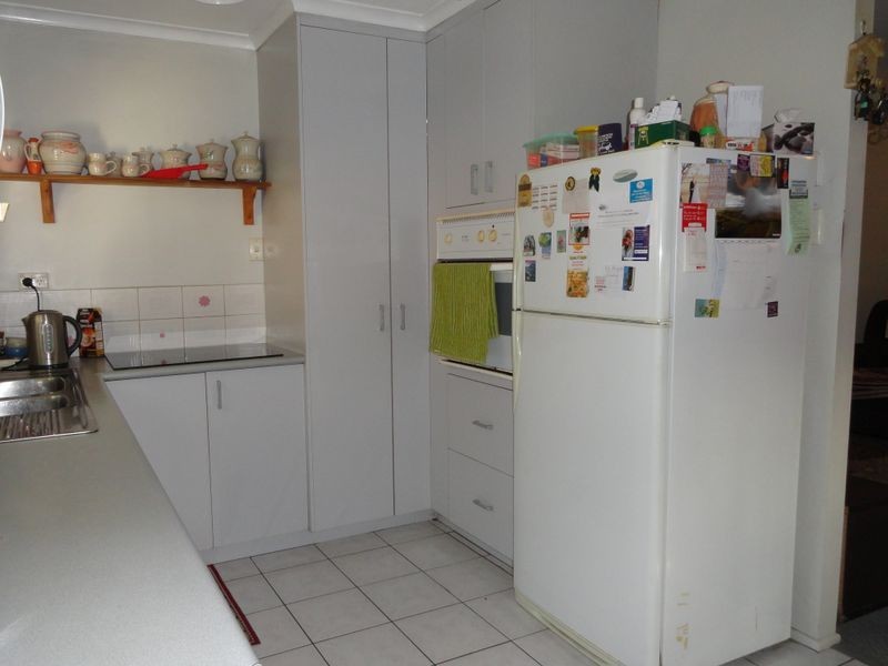 14 Edward Street, Boyne Island QLD 4680