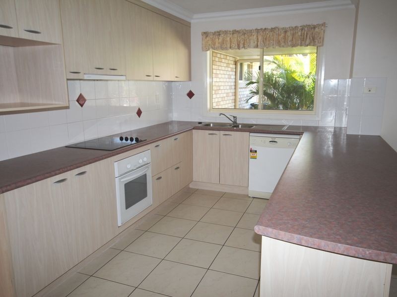 6 Pryde Street, Tannum Sands QLD 4680