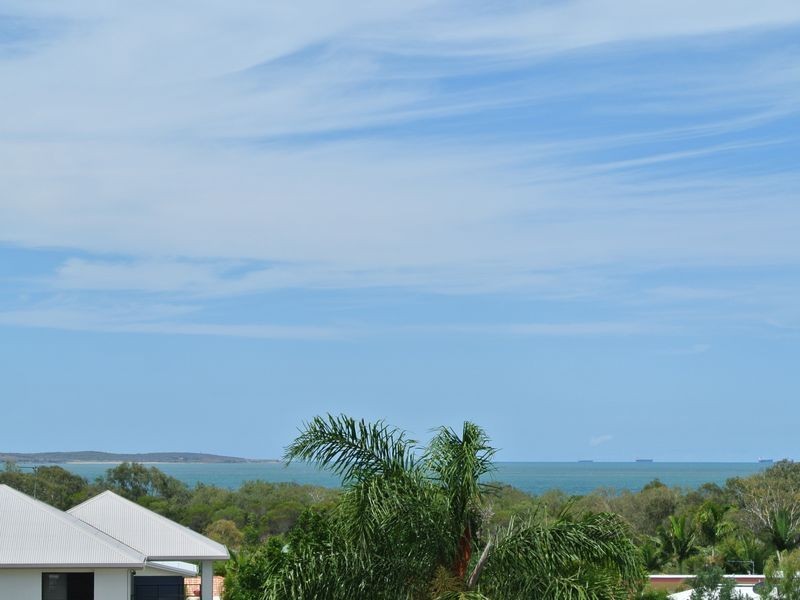 56 Booth Avenue, Tannum Sands QLD 4680