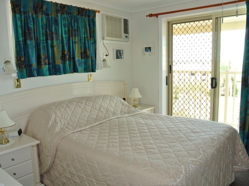 56 Booth Avenue, Tannum Sands QLD 4680