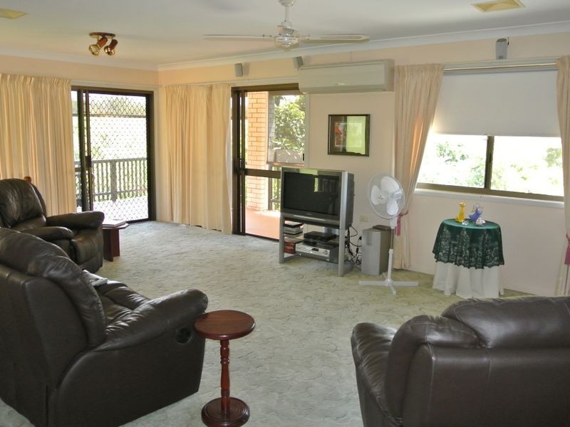 37 Tarcoola Drive, Boyne Island QLD 4680