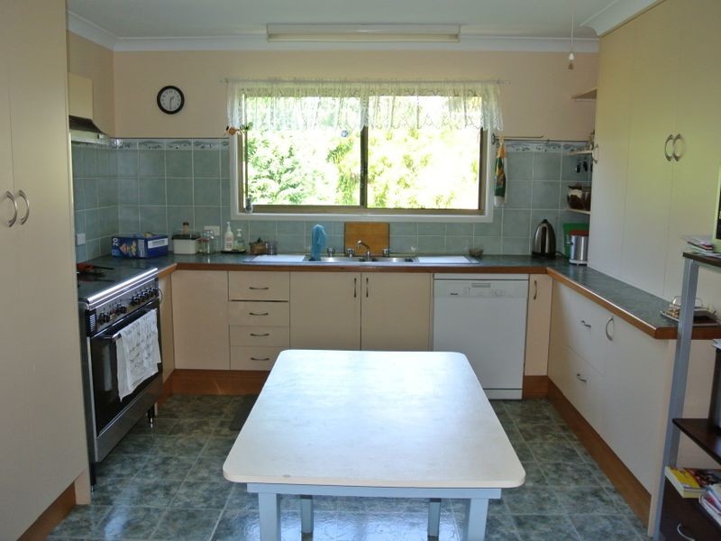 37 Tarcoola Drive, Boyne Island QLD 4680