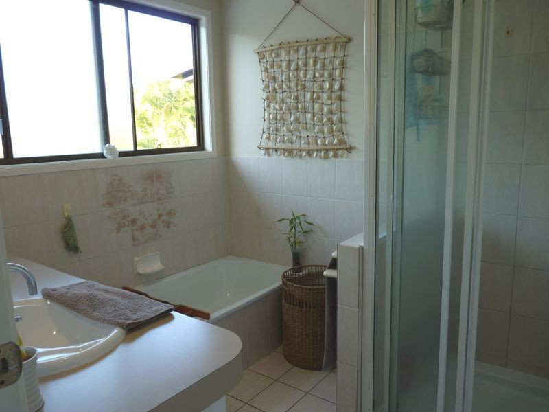 8 Parkside Street, Tannum Sands QLD 4680