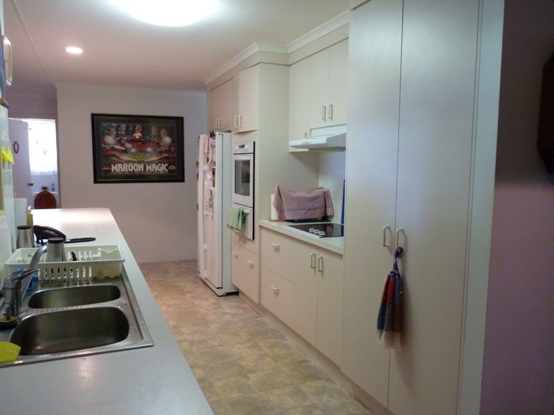 84 Booth Avenue, Tannum Sands QLD 4680