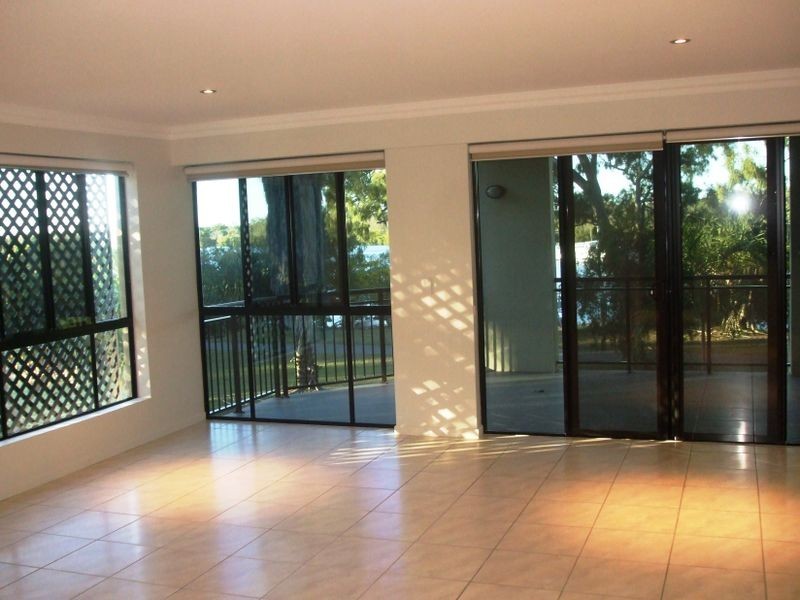 4/8A Wyndham Avenue, Boyne Island QLD 4680