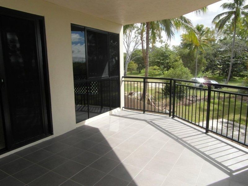 4/8A Wyndham Avenue, Boyne Island QLD 4680