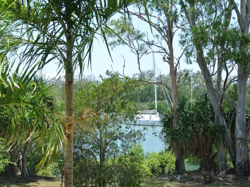 4/8A Wyndham Avenue, Boyne Island QLD 4680