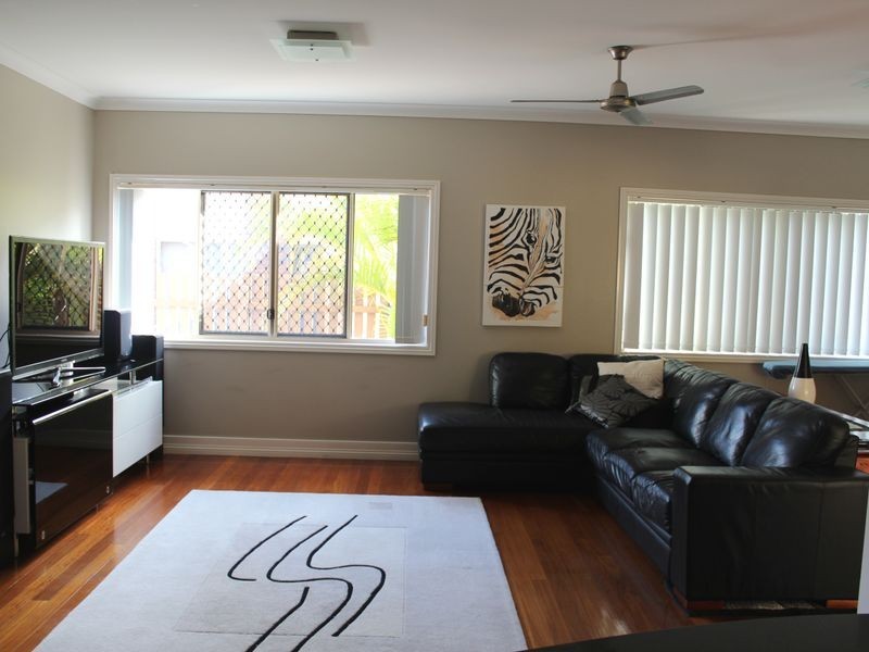 11 Caledon Street, Tannum Sands QLD 4680