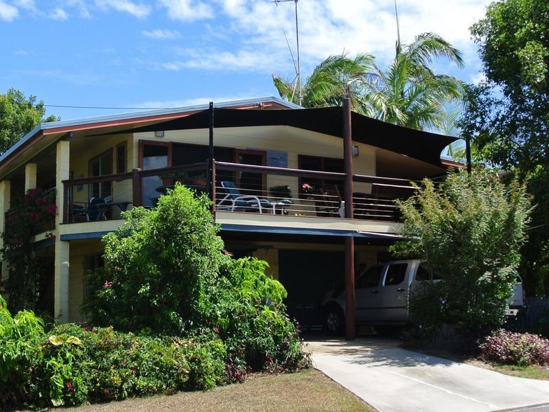 10 Alfred Street, Tannum Sands QLD 4680