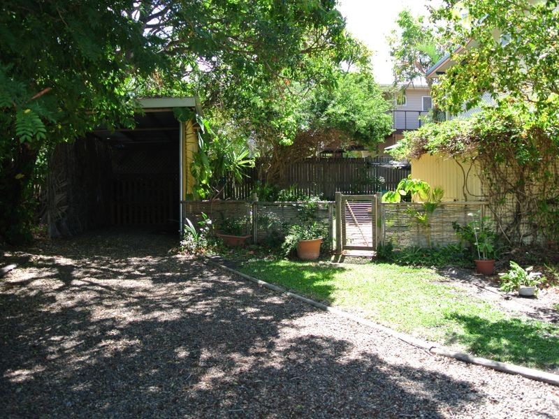 10 Alfred Street, Tannum Sands QLD 4680